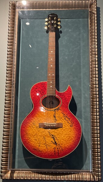 The Autographed Guitar Print